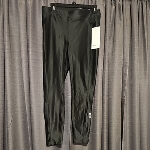 Lululemon Athletica Black Leggings Size 10 NWT